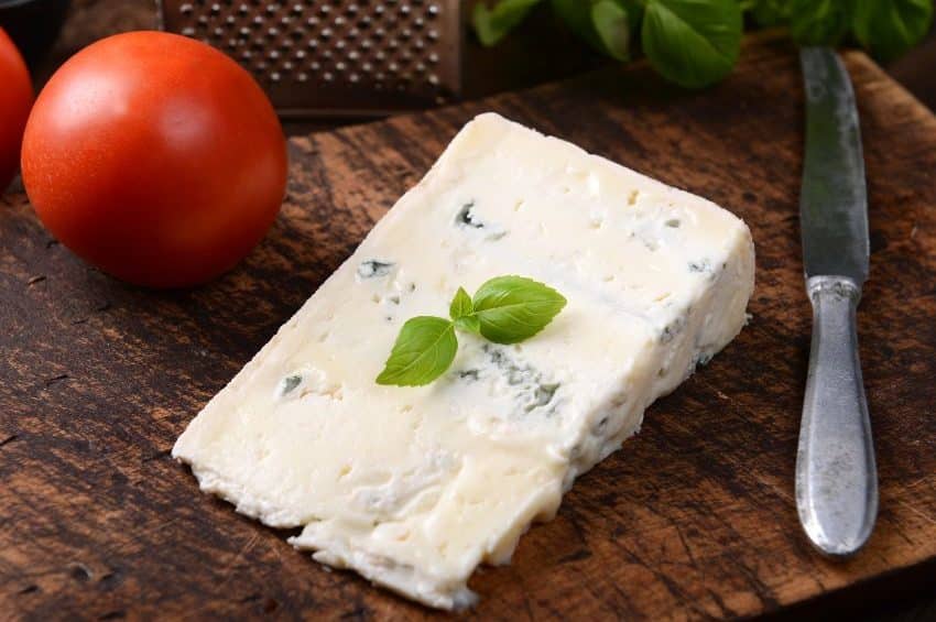 gorgonzola_contiene_lattosio